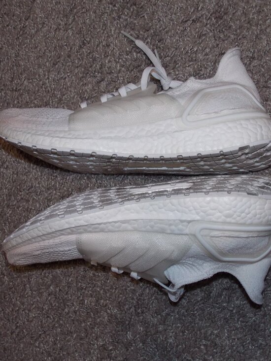 Adidas Ultraboost 19 Women's Running Shoes Size 11 - Picture 2 of 9